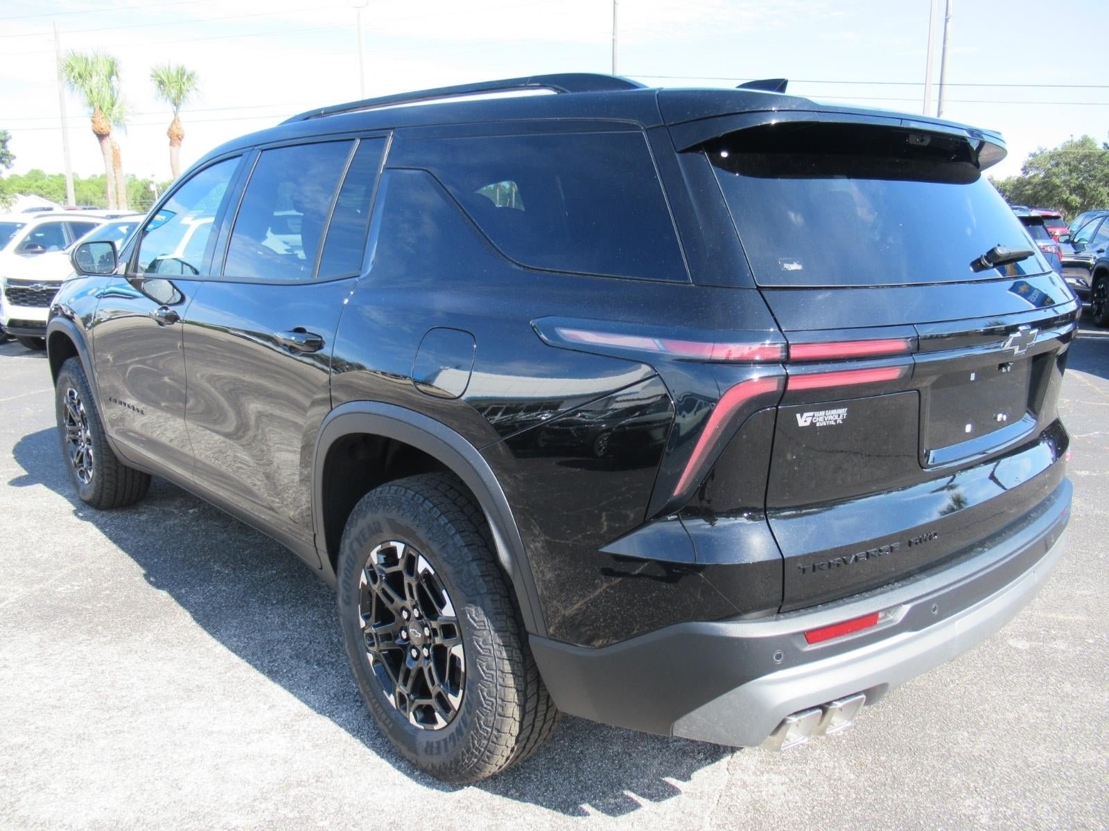 New 2027 Chevrolet Traverse Z71 w/ Driver Confidence Package AWD/4WD image 7
