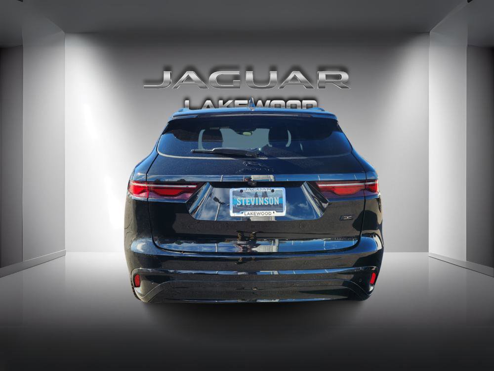 New 2026 Jaguar F-PACE R-Dynamic S image 4