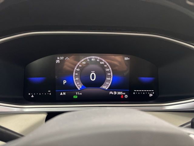 New 2025 Volkswagen Taos SE image 11