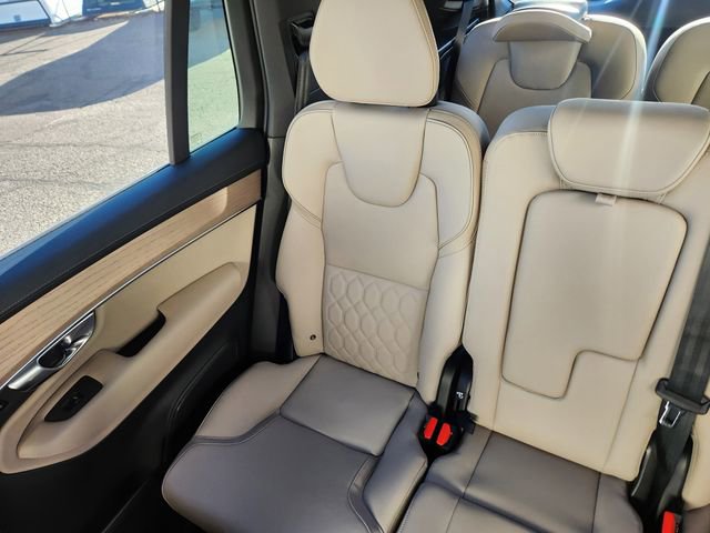 New 2026 Volvo XC90 B6 Plus w/ Protection Package Premier image 13
