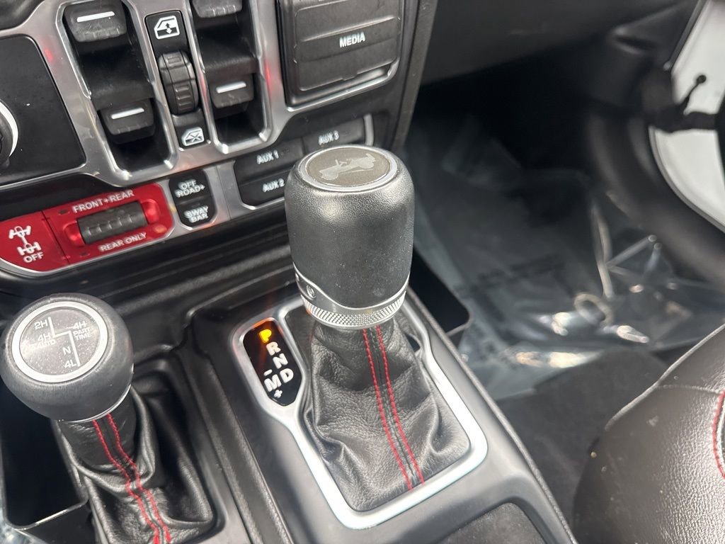 Used 2022 Jeep Wrangler Unlimited Rubicon w/ Steel Bumper Group image 17