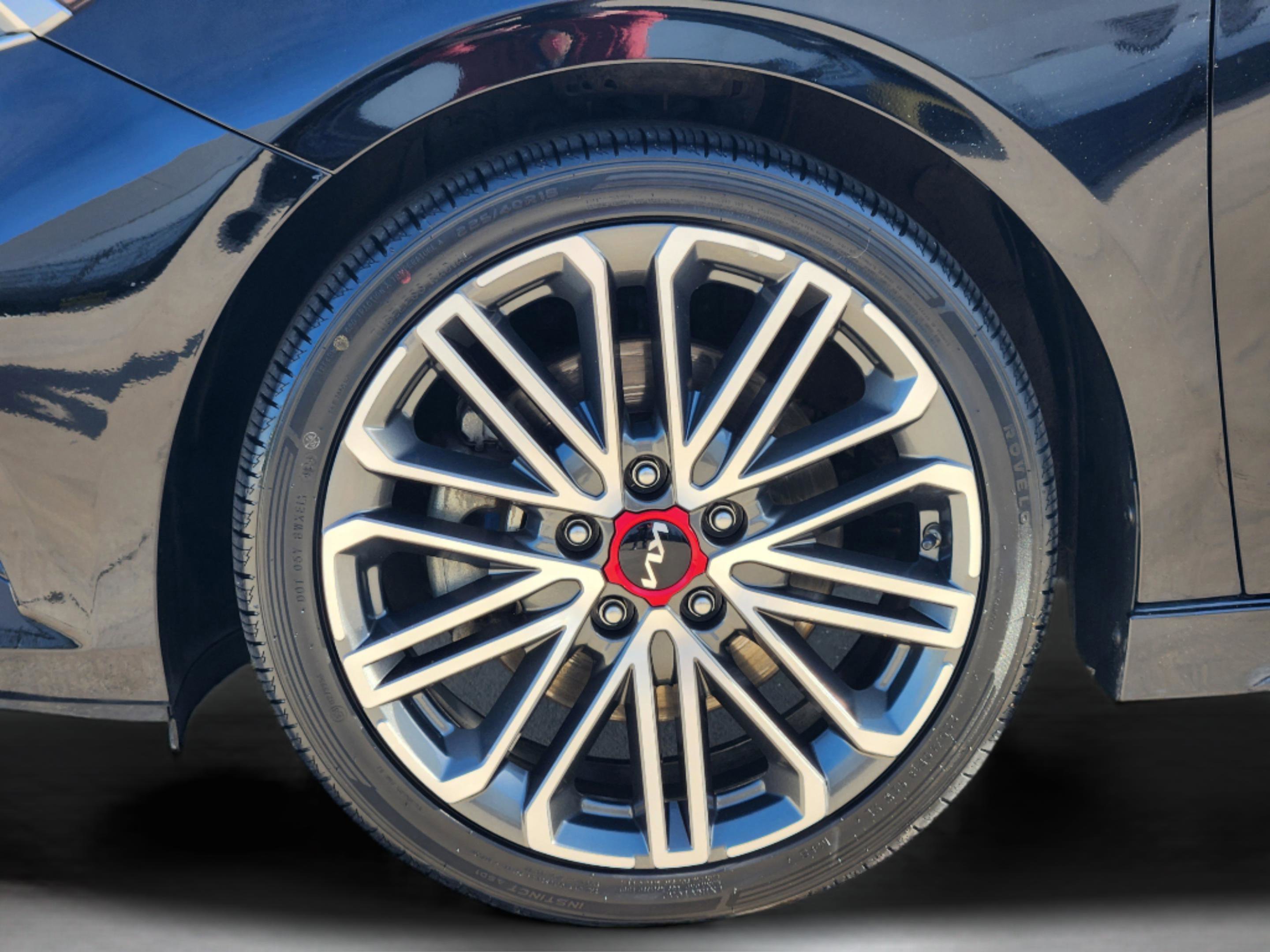 Used 2022 Kia Forte GT image 9