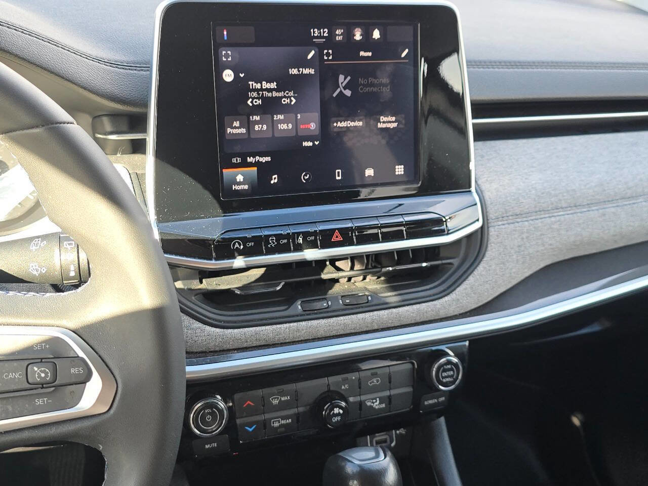 Used 2022 Jeep Compass Latitude image 12