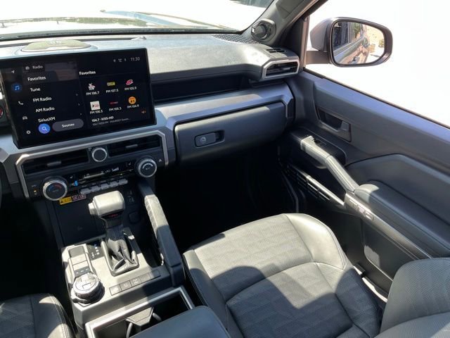 Used 2025 Toyota 4Runner TRD Off-Road Premium w/ Tow Technology Package AWD/4WD image 13