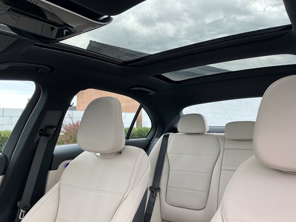 New 2026 Mercedes-Benz C 300 4MATIC Sedan image 12