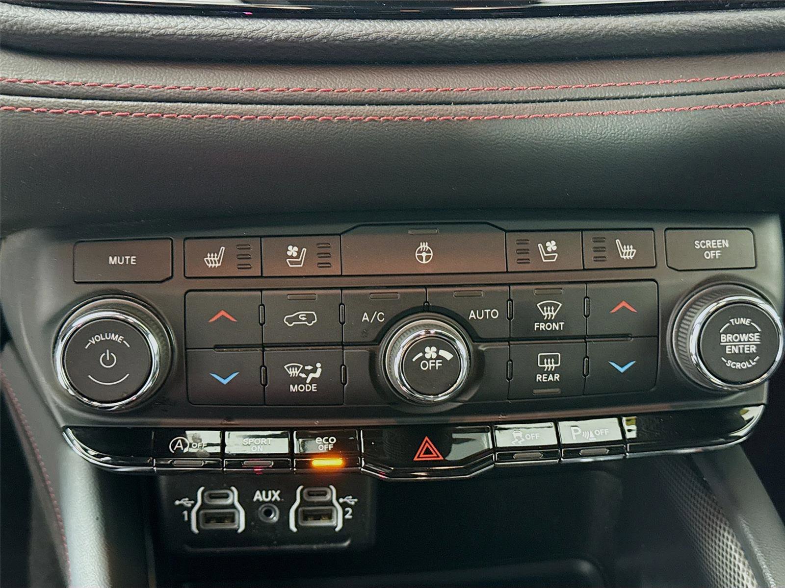 Used 2024 Dodge Durango GT image 16