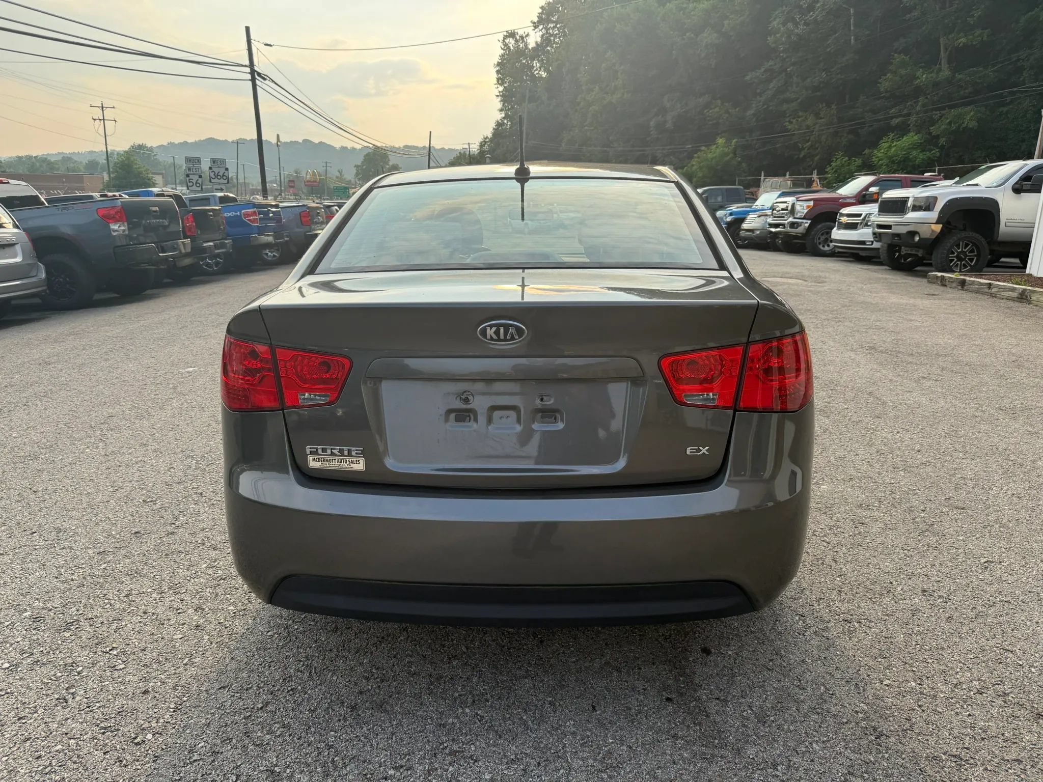 Used 2013 Kia Forte EX w/ Premium Pkg FWD image 8