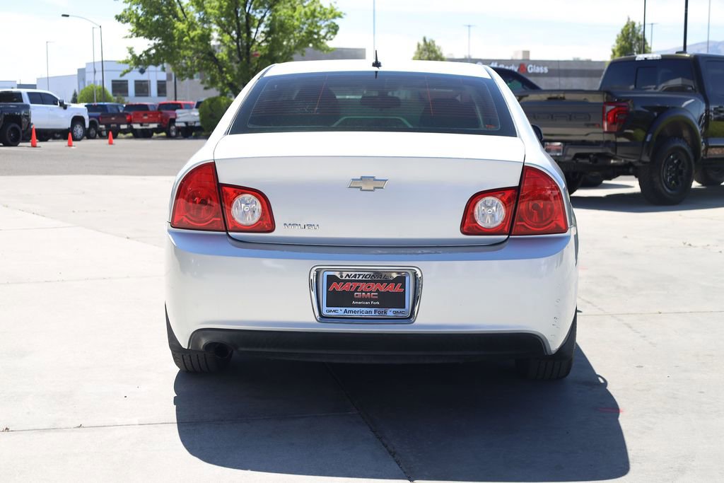 Used 2010 Chevrolet Malibu LS FWD image 5