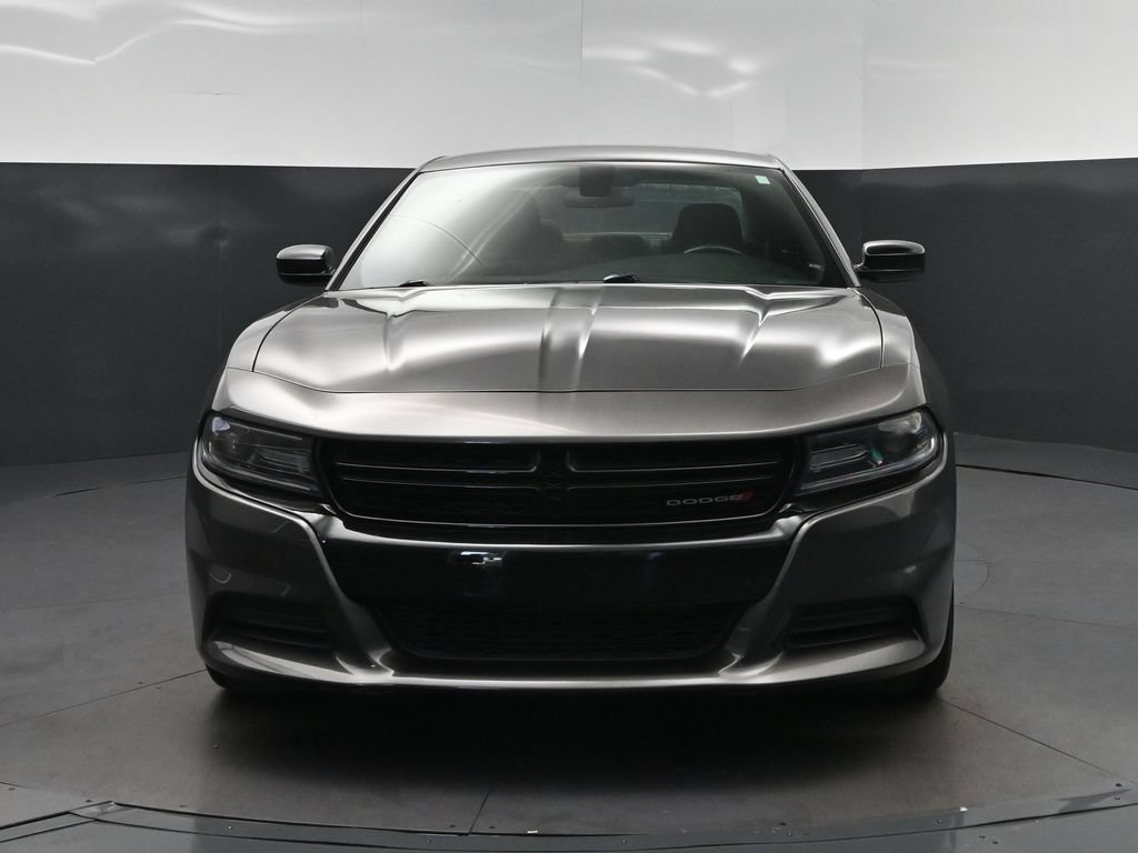 Used 2020 Dodge Charger SXT w/ Blacktop Package RWD image 10