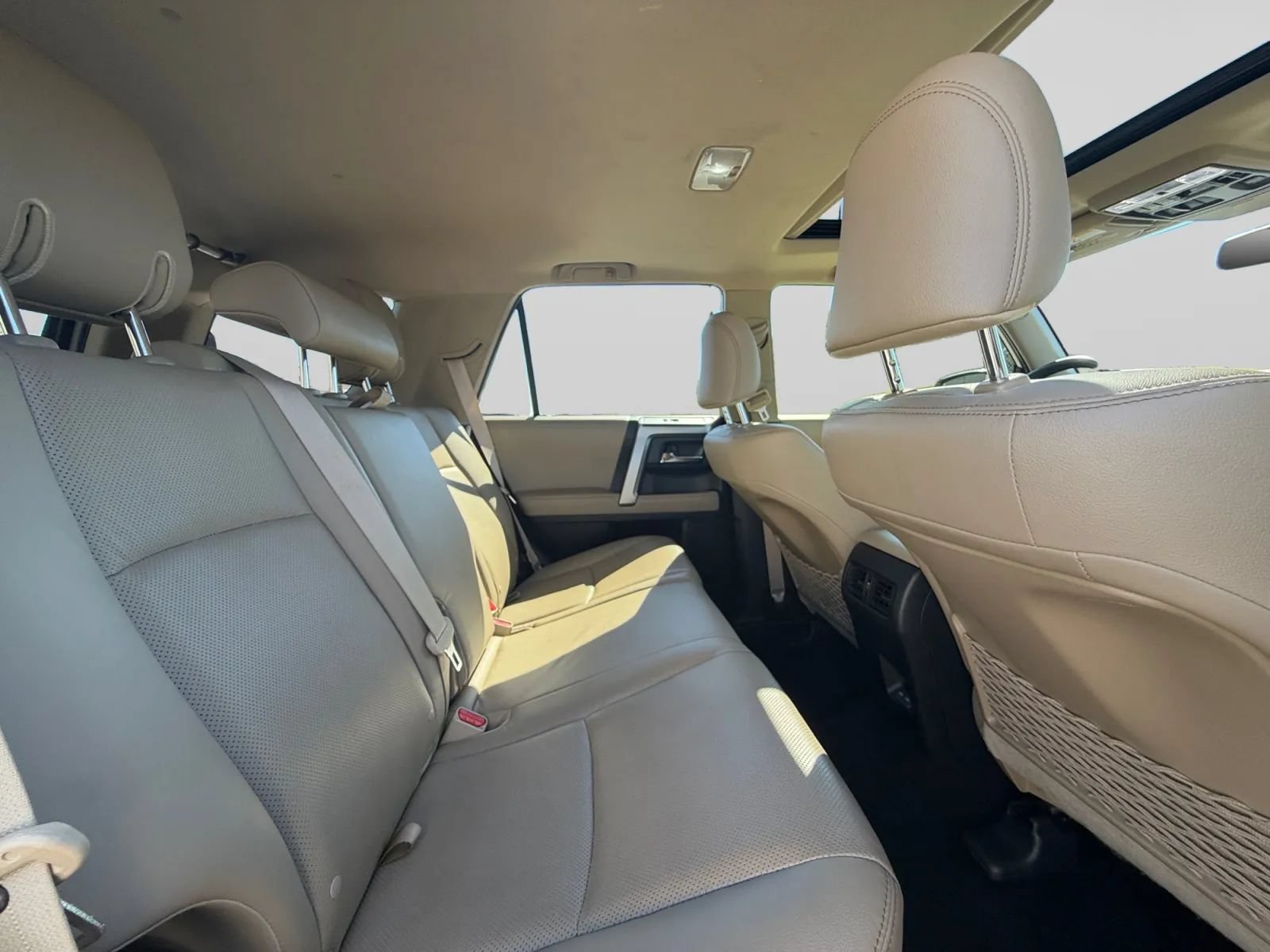 Used 2024 Toyota 4Runner Limited RWD image 30