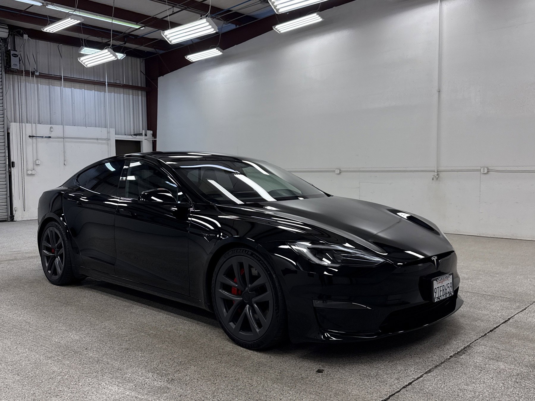 Used 2025 Tesla Model S Plaid image 47