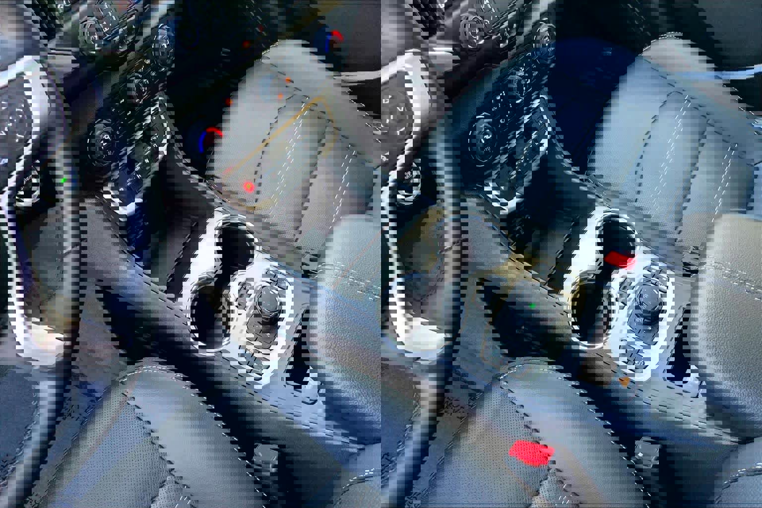 Used 2024 GMC Terrain Denali w/ Denali Premium Package image 14