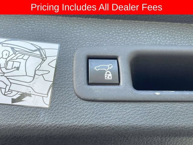 Used 2023 Toyota Sienna Platinum AWD/4WD image 14