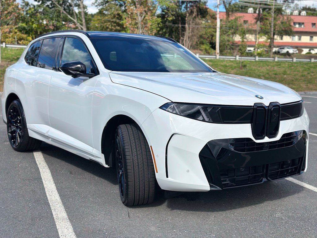 New 2027 BMW X5 xDrive40i w/ M Sport Professional Package AWD/4WD image 9
