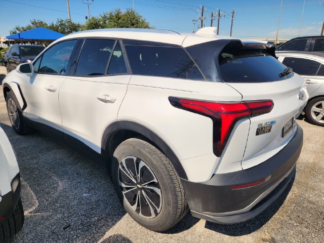 Used 2024 Chevrolet Blazer EV LT AWD/4WD image 3