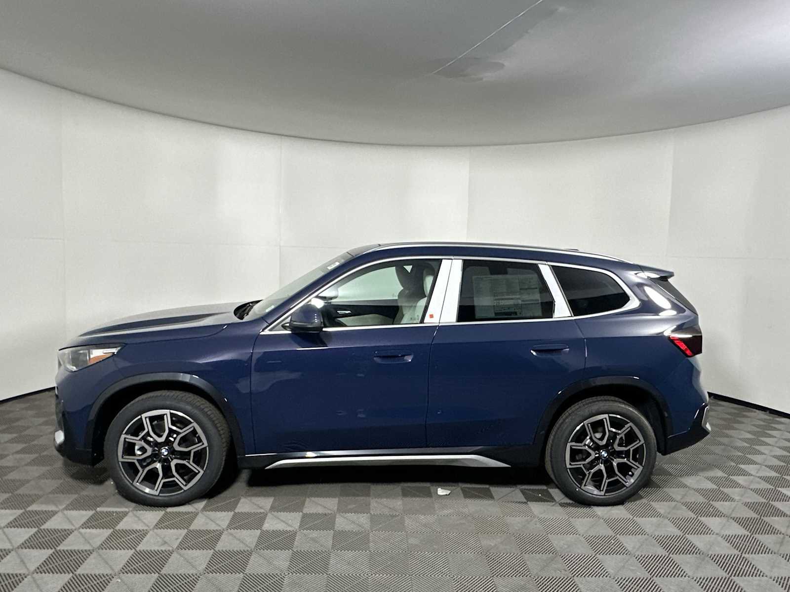New 2026 BMW X1 xDrive28i w/ Convenience Package image 4