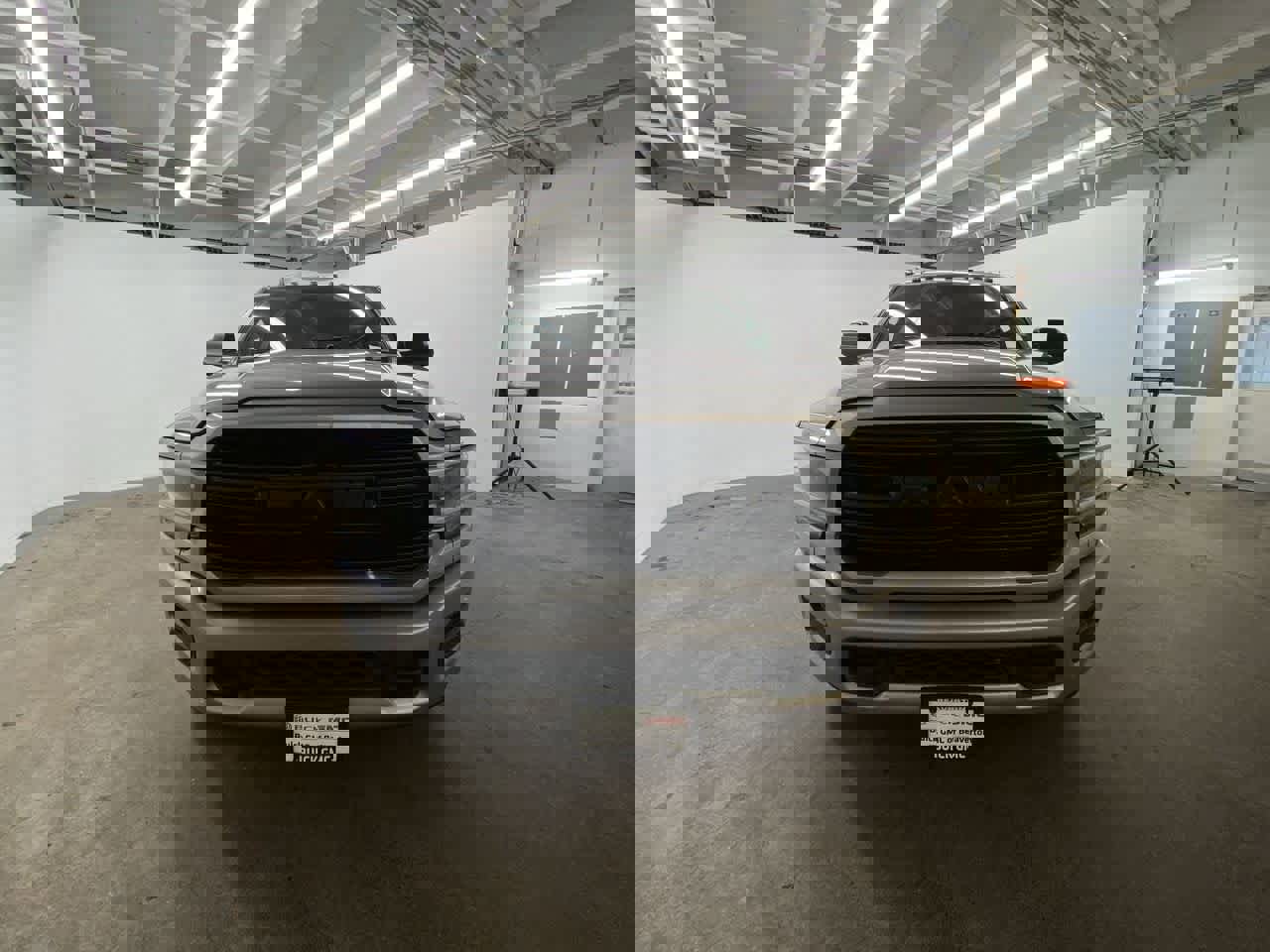 Used 2020 RAM 3500 Laramie image 9