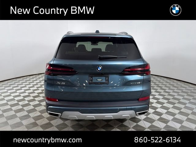 Used 2024 BMW X5 xDrive40i w/ Premium Package AWD/4WD image 6