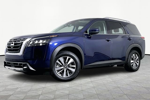 Used 2025 Nissan Pathfinder SL