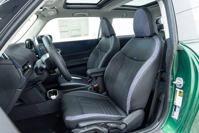 Certified 2025 MINI Cooper S image 22