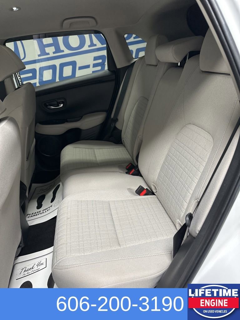 Used 2025 Honda HR-V LX image 15