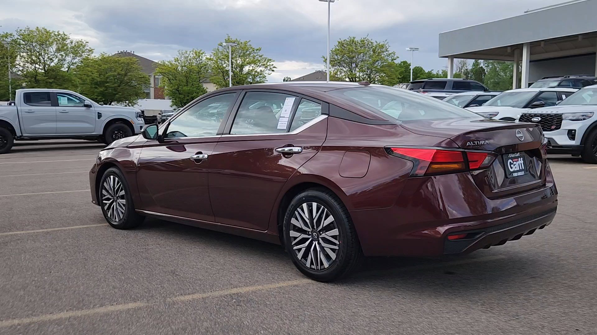 Used 2024 Nissan Altima 2.5 SV FWD image 22