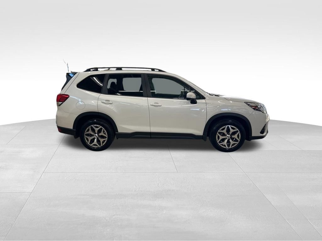 Certified 2024 Subaru Forester Premium image 30