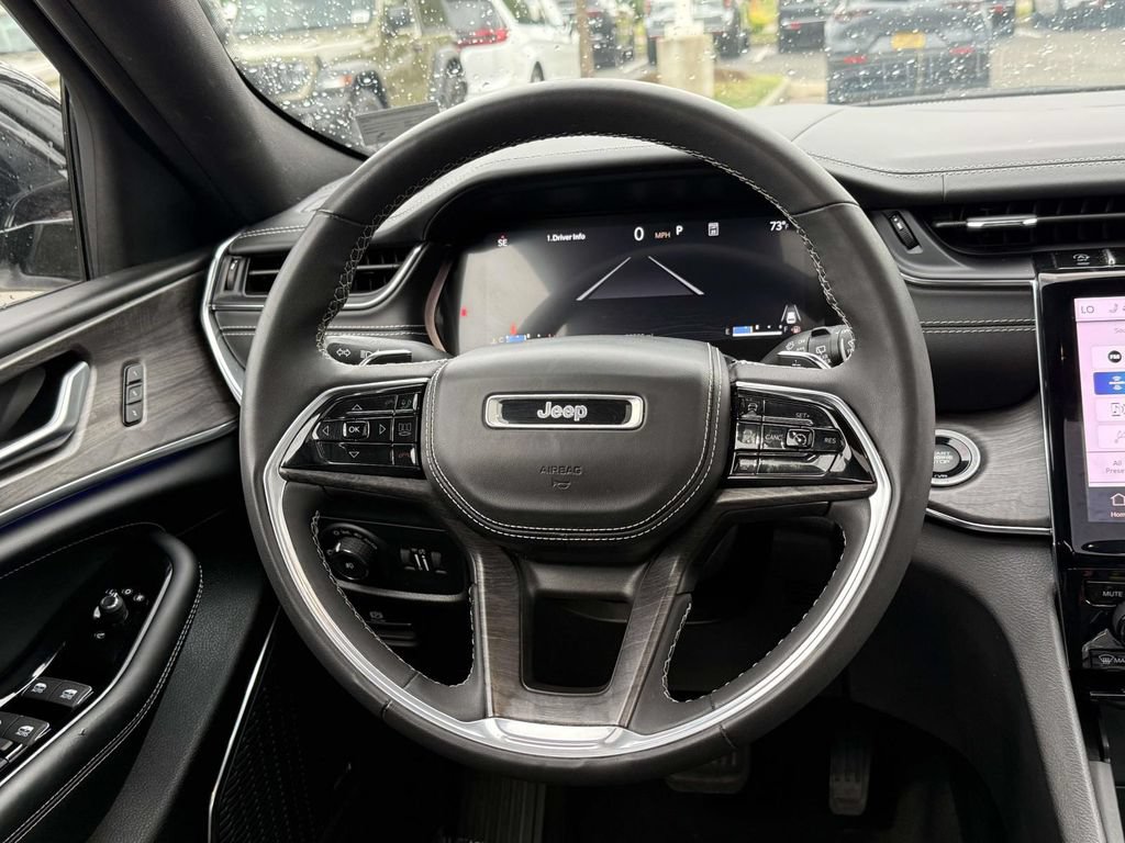 Certified 2023 Jeep Grand Cherokee Overland AWD/4WD image 19