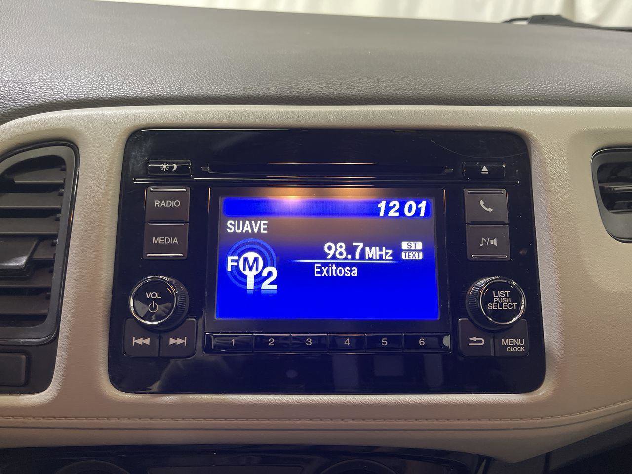 Used 2021 Honda HR-V LX image 16