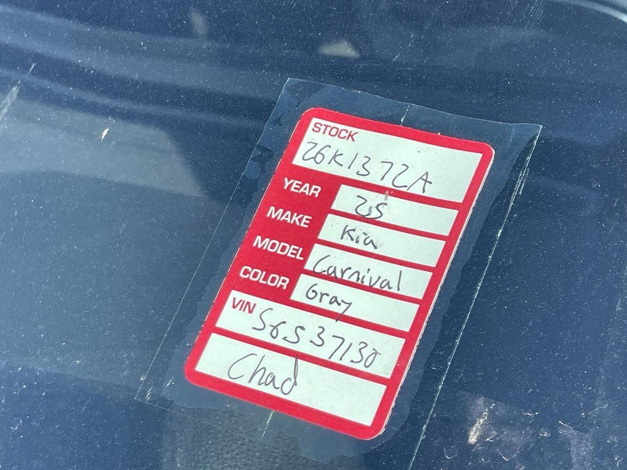 Used 2025 Kia Carnival FWD image 11