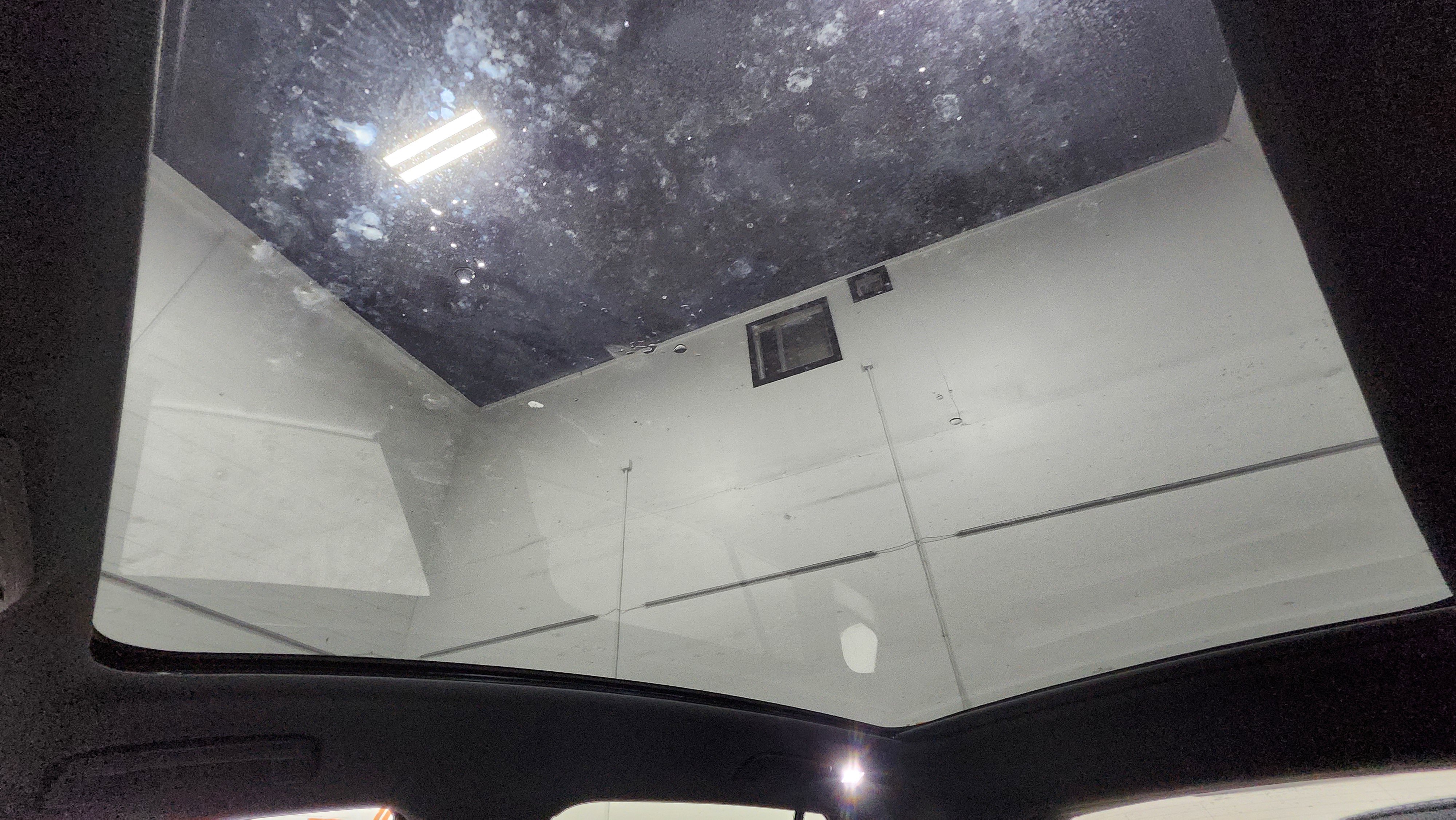 Used 2023 Volkswagen ID.4 Pro S image 2