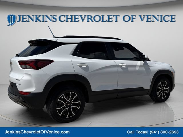 Used 2023 Chevrolet TrailBlazer ACTIV w/ Convenience Package FWD image 4