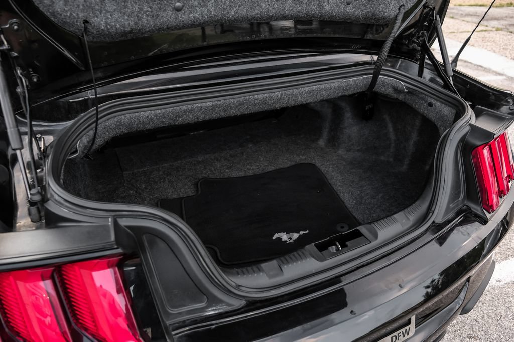 Used 2019 Ford Mustang GT Premium RWD image 46