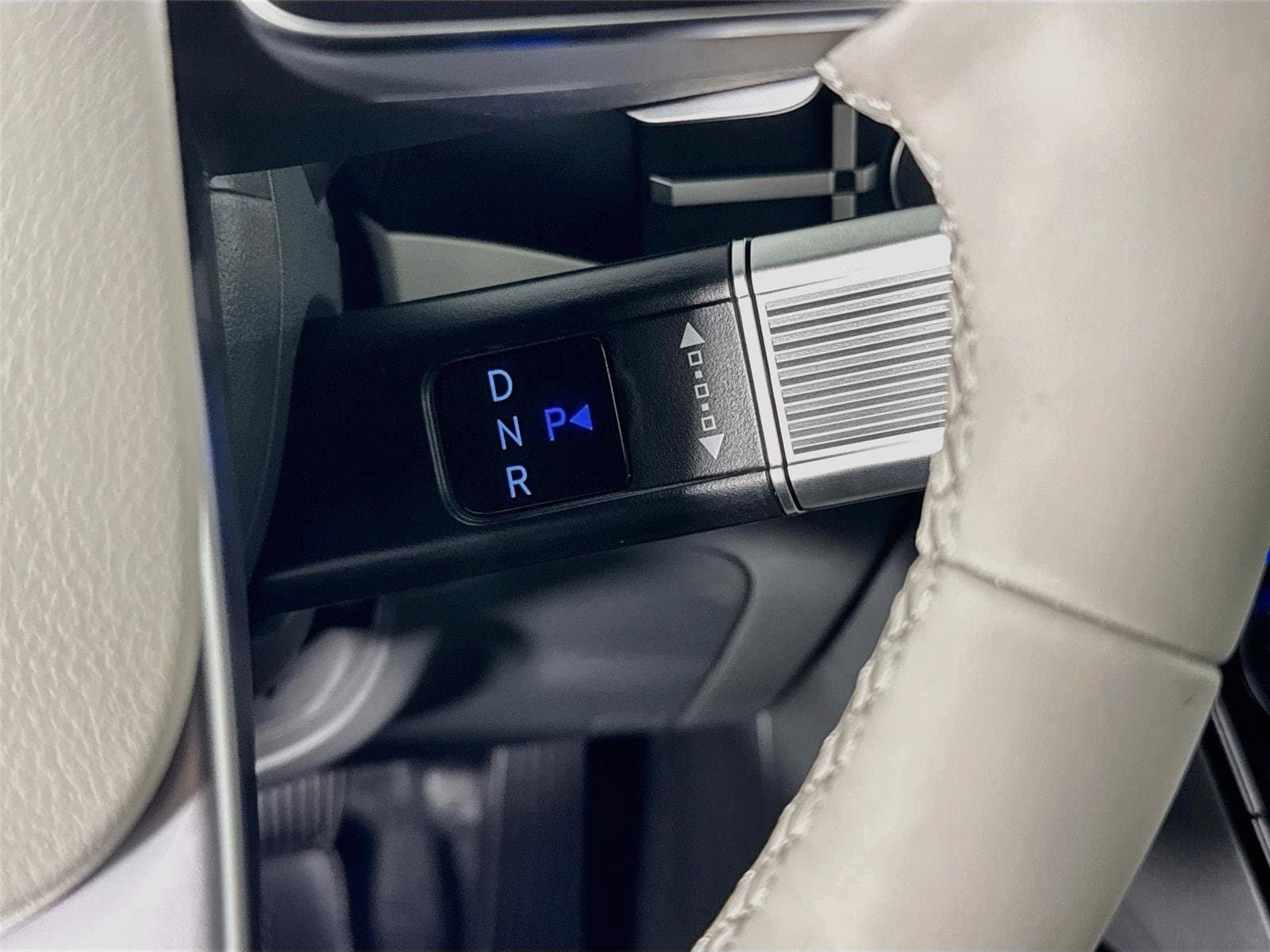 New 2027 Hyundai Santa Fe SEL FWD image 17