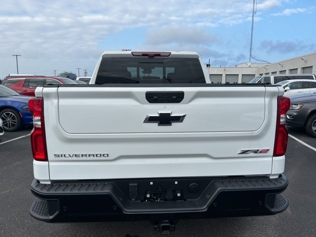 Used 2025 Chevrolet Silverado 1500 ZR2 image 6