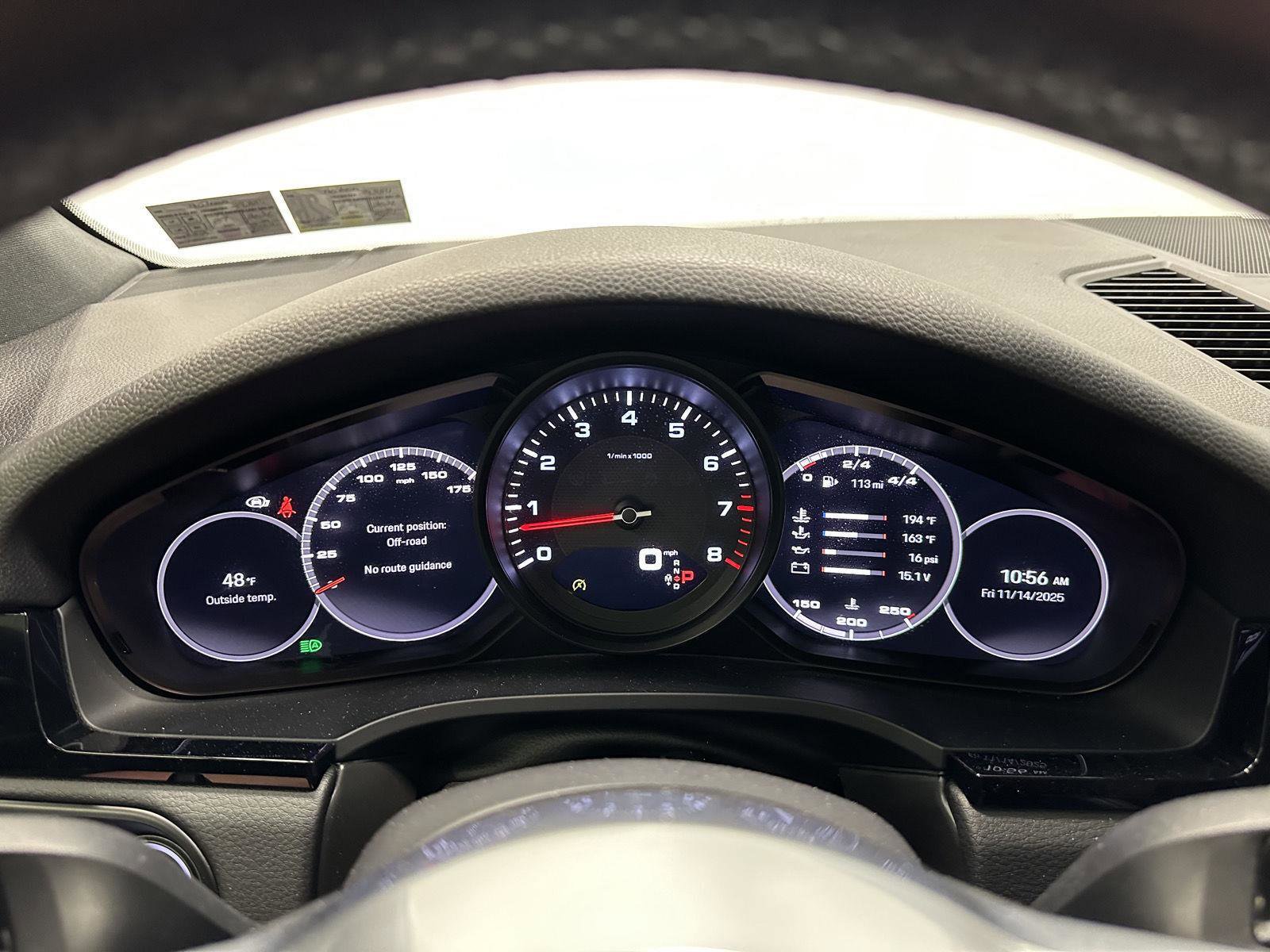 Used 2022 Porsche Cayenne Platinum Edition image 23