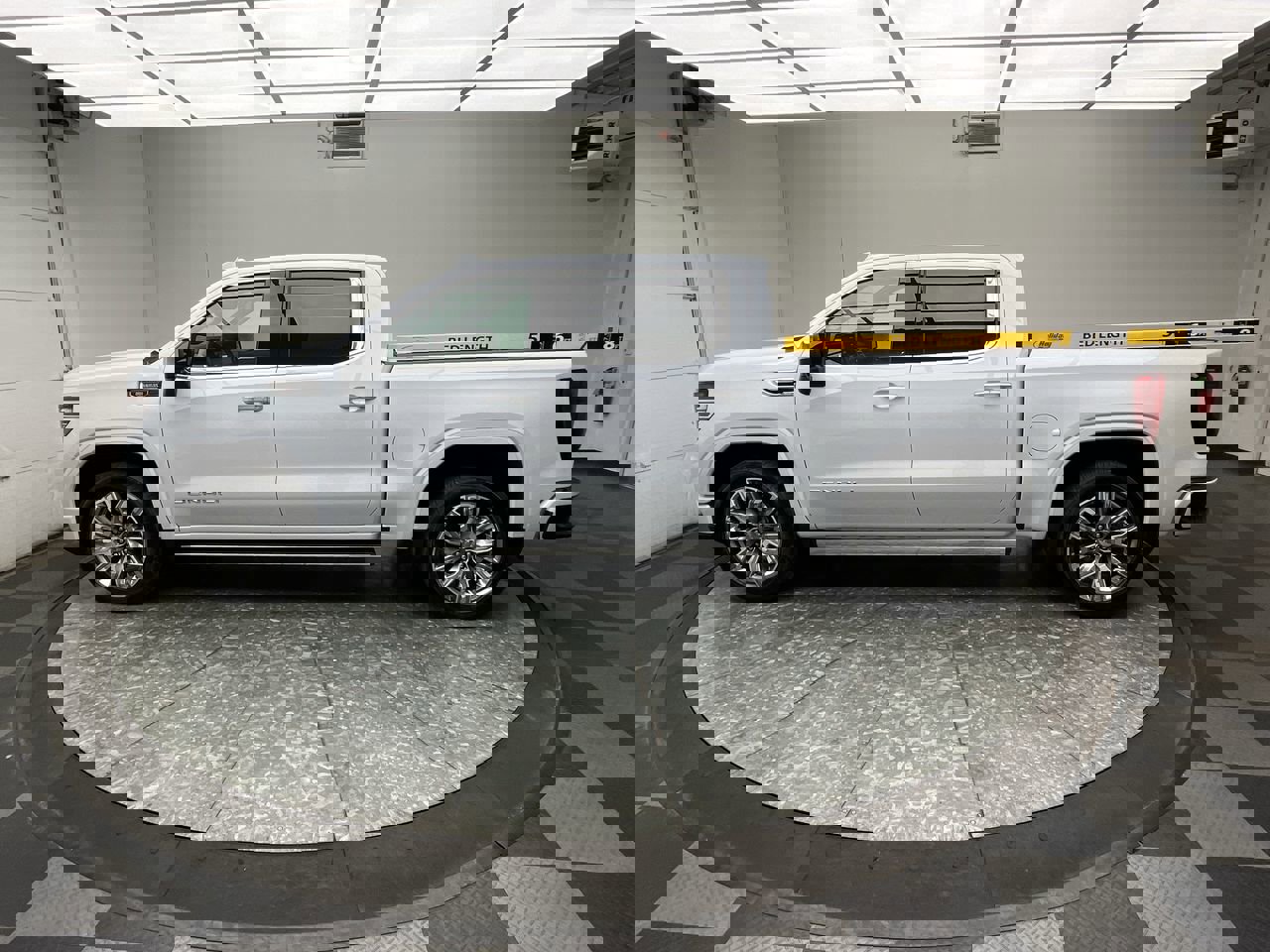 Used 2026 GMC Sierra 1500 Denali w/ Denali Reserve Package image 8