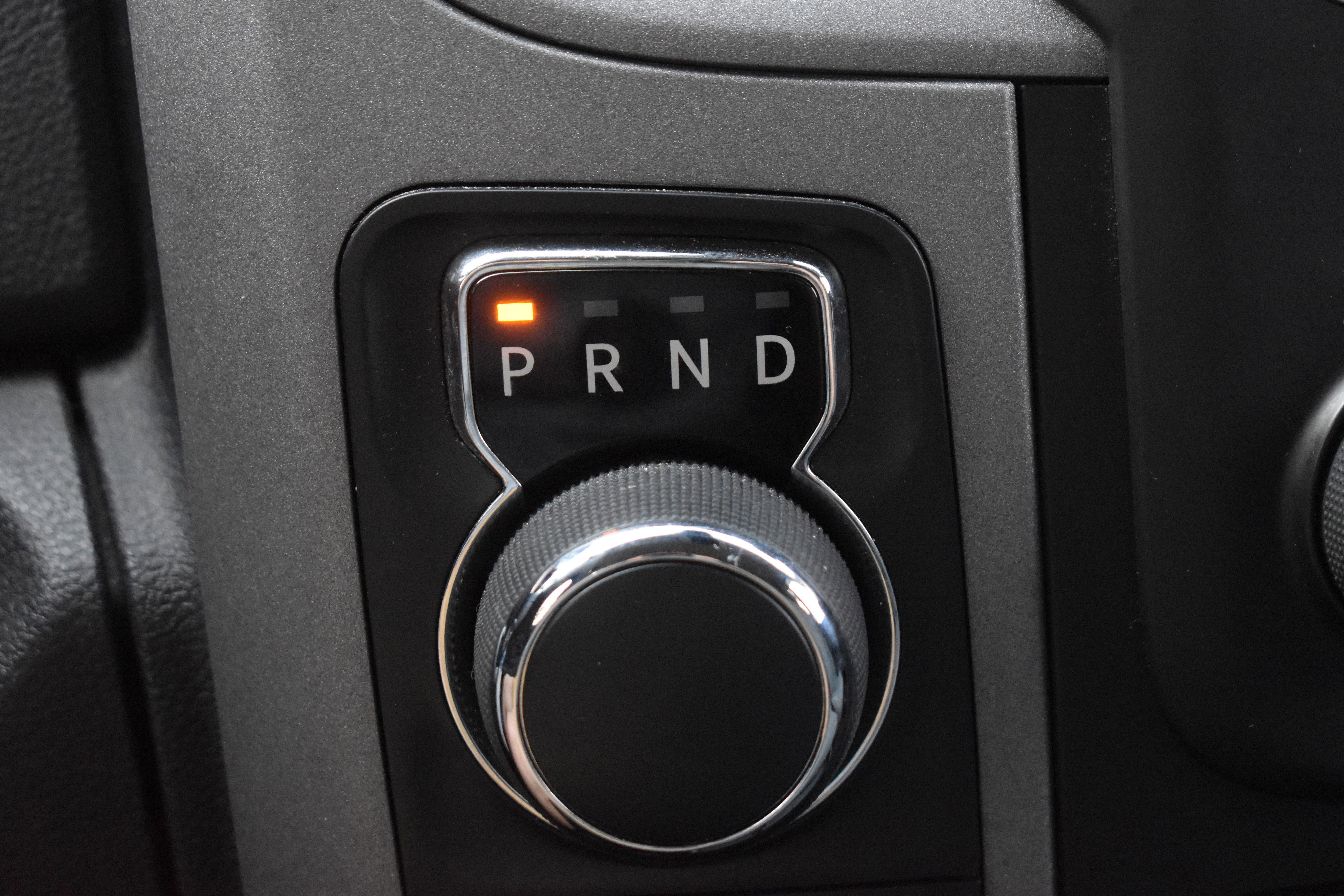 Used 2017 RAM 1500 Express RWD image 19