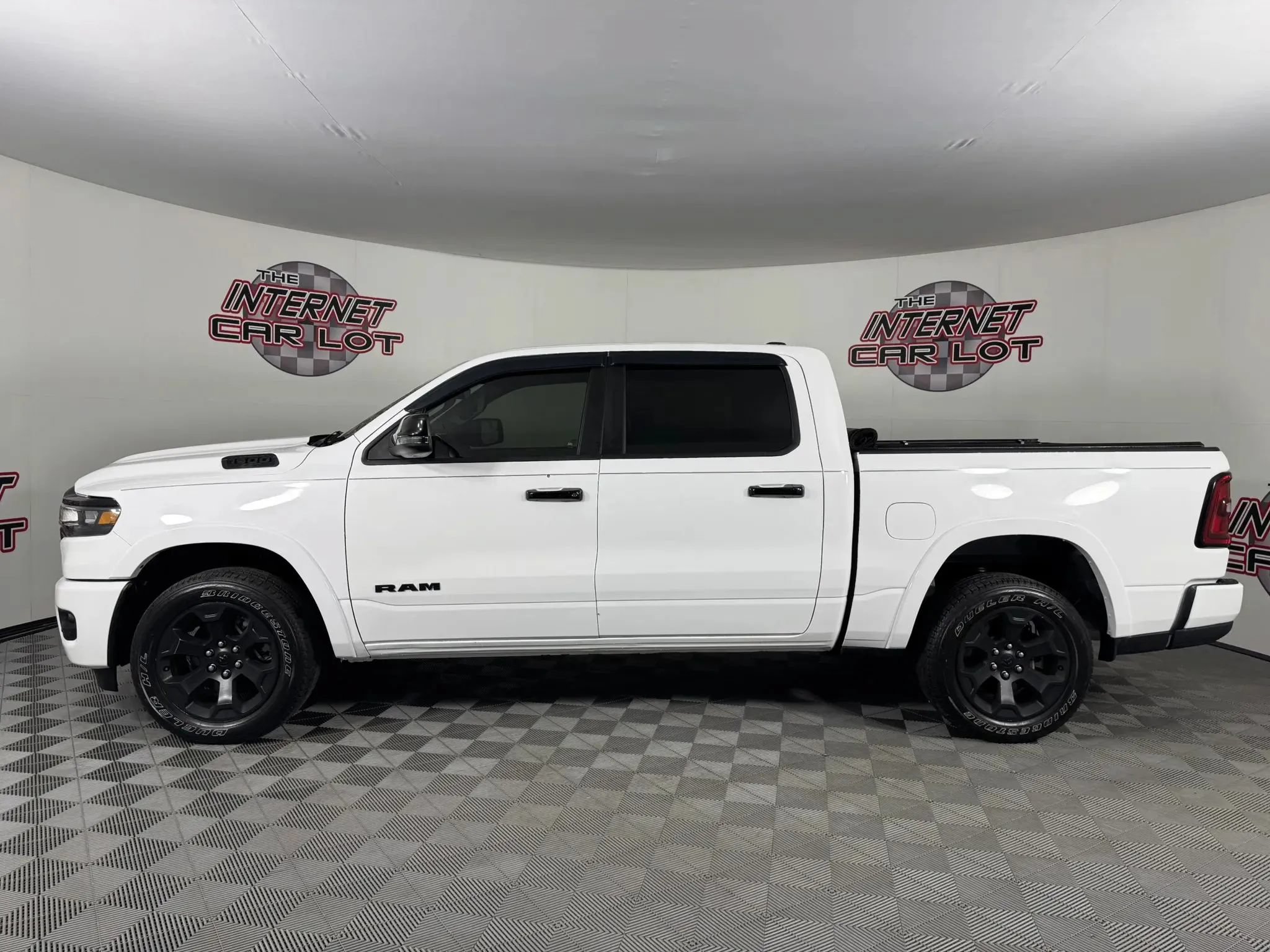 Used 2025 RAM 1500 Lone Star AWD/4WD image 4