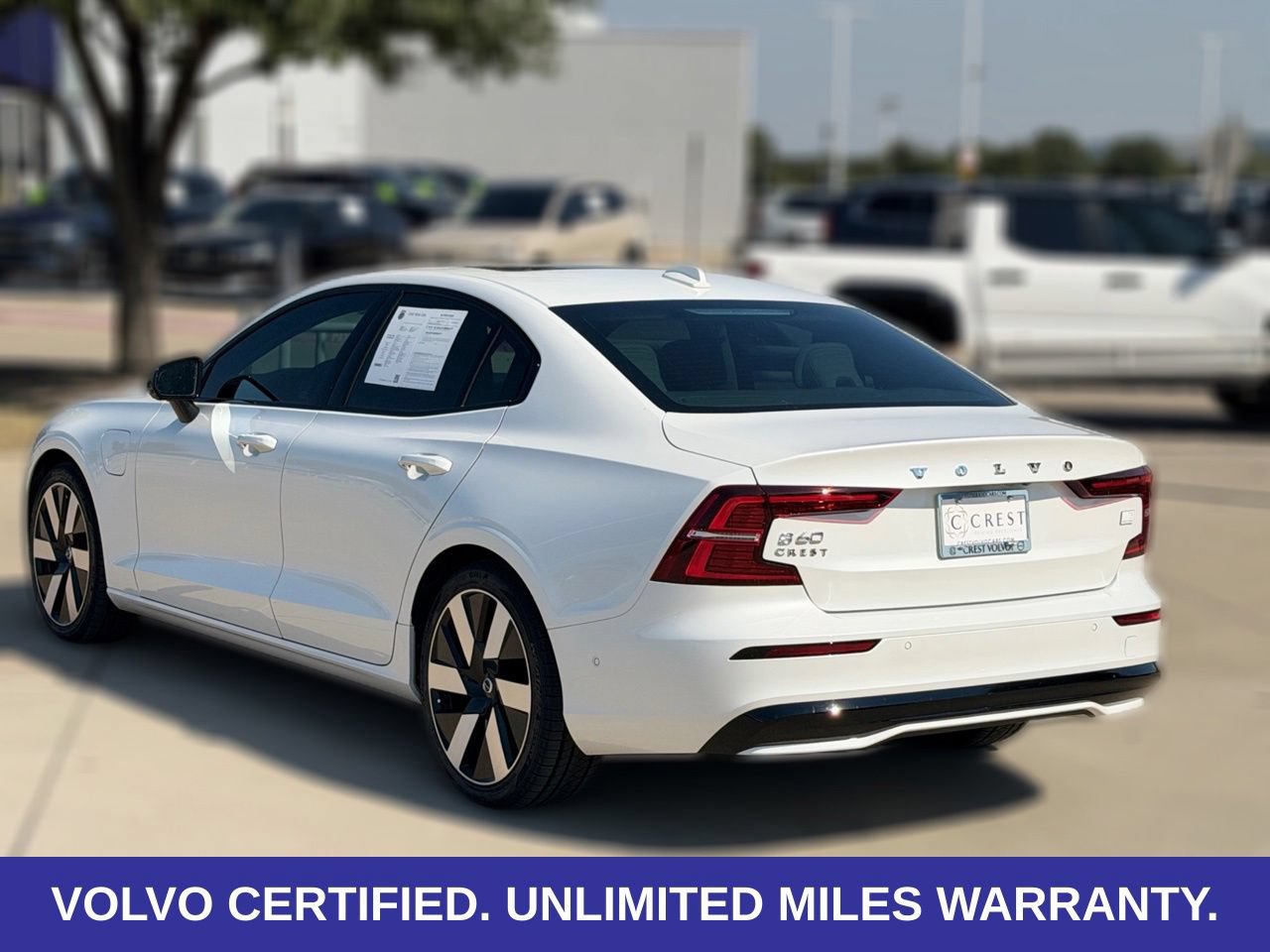 Certified 2024 Volvo S60 T8 Plus w/ Climate Package AWD/4WD image 8