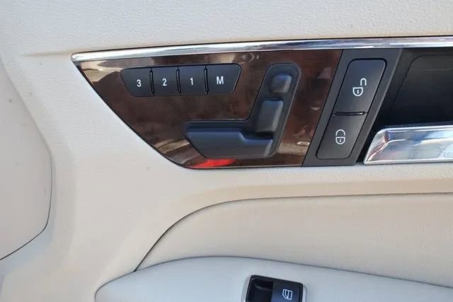 Used 2013 Mercedes-Benz E 350 Cabriolet image 30