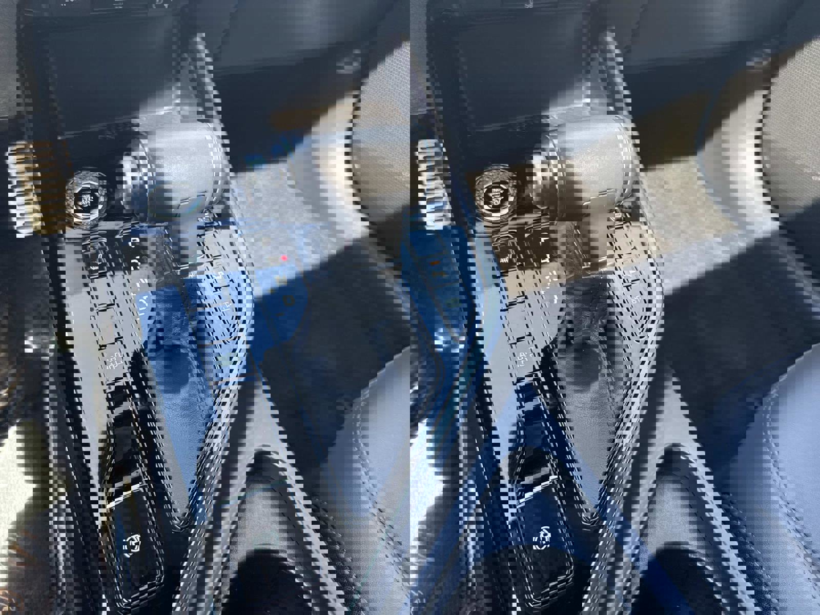 Used 2023 Kia Niro EX Touring image 26