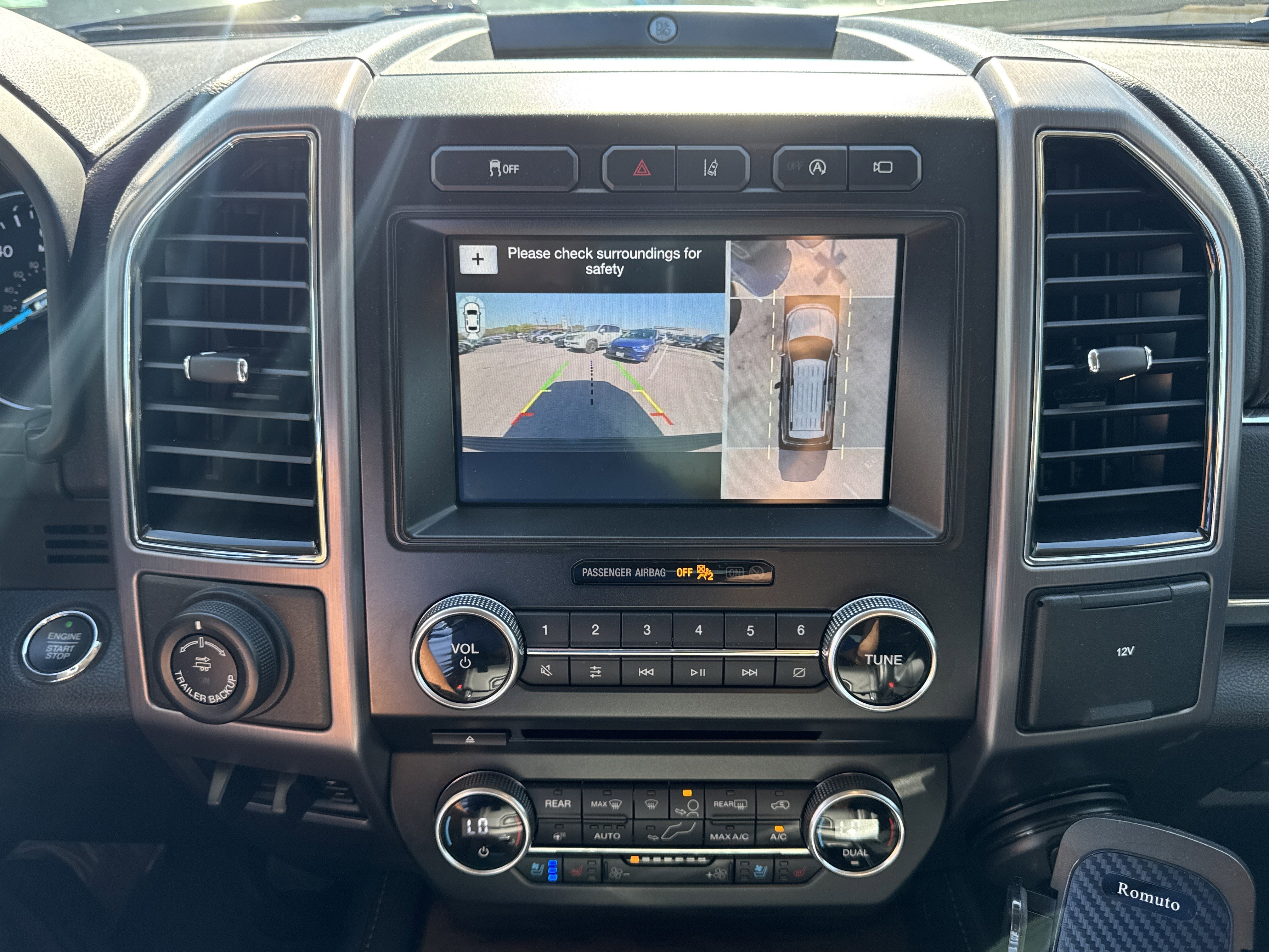 Used 2018 Ford Expedition Max Platinum image 19