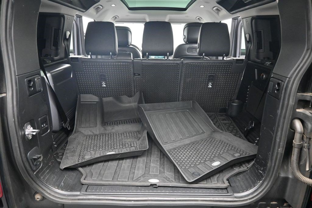 Used 2020 Land Rover Defender 110 SE AWD/4WD image 19