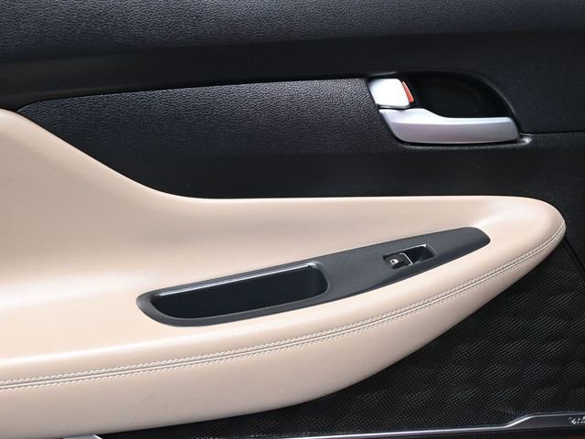 Used 2019 Hyundai Santa Fe Limited image 10