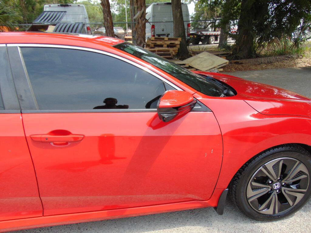 Used 2018 Honda Civic EX-L image 9