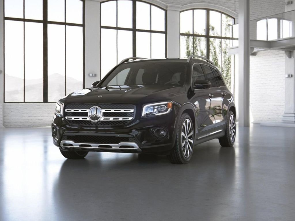 Certified 2022 Mercedes-Benz GLB 250 4MATIC image 42
