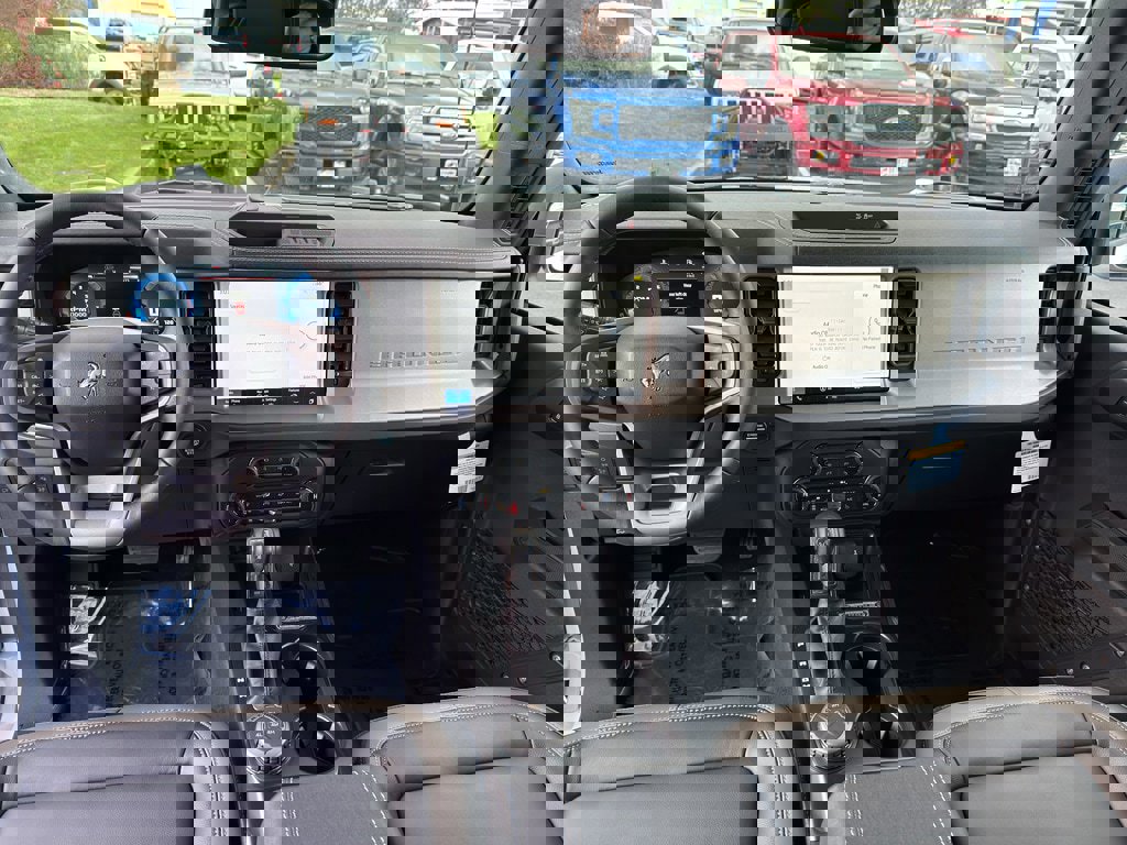 New 2025 Ford Bronco Outer Banks image 19