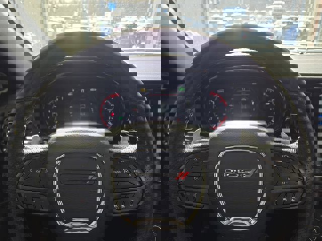 Used 2025 Dodge Durango R/T image 32