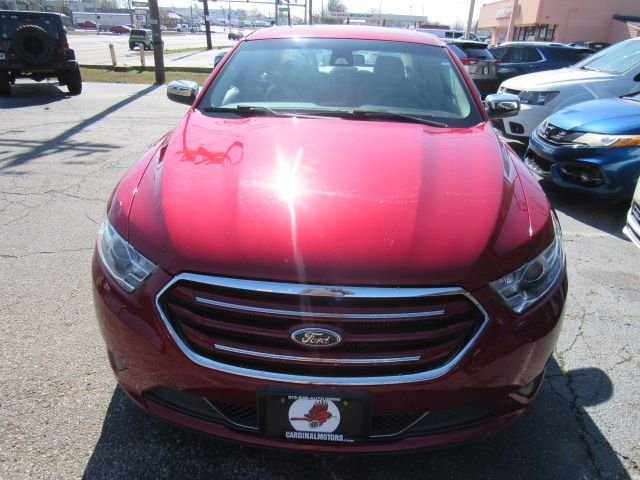 Used 2017 Ford Taurus Limited image 2